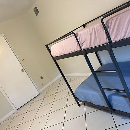 Hospedaje צפון מיאמי מראה חיצוני תמונה